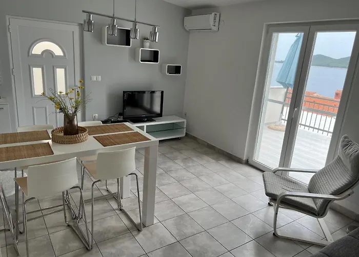 Mai 50m From The Sea Apartamento *