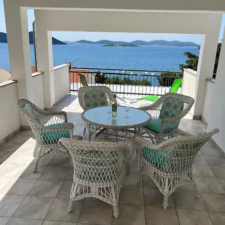 Apartment Mai 50m From The Sea *