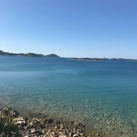 Mai 50m From The Sea Apartment